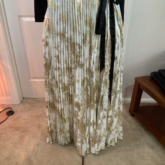 LuLaRoe Elegant Wrap Gold Deanne Maxi Cocktail Wedding Formal Dress Size Small - Picture 4 of 10